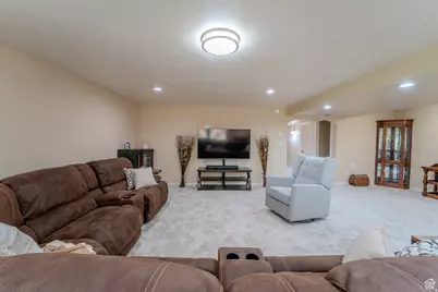 161 W Sweetbriar Ln, Saratoga Springs, UT 84045 - Photo 31