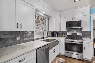 13 Park Ave, Tooele, UT 84074 - Photo 9