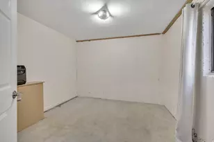 3552 W 5585 S, Taylorsville, UT 84129 - Photo 17