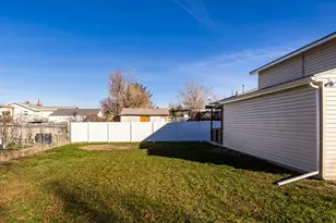 2978 Alane St, West Valley, UT 84120 - Photo 27