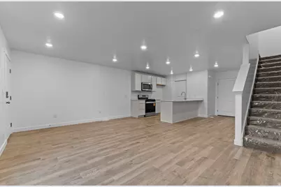 4335 N 325 E #1402, Lehi, UT 84043 - Photo 3