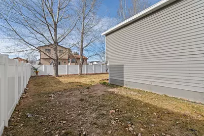 8778 S 3645 W, West Jordan, UT 84088 - Photo 31