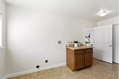 7721 N Bristlecone Rd, Eagle Mountain, UT 84005 - Photo 27