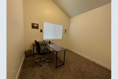 37 E Vantage Dr, North Salt Lake, UT 84054 - Photo 9