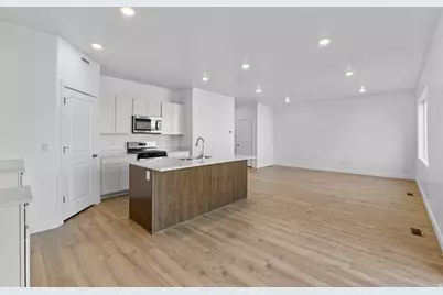 300 E Levengrove Dr N #232, Lehi, UT 84048 - Photo 5