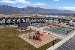 300 E Levengrove Dr N, Lehi, UT 84048 - Photo 19