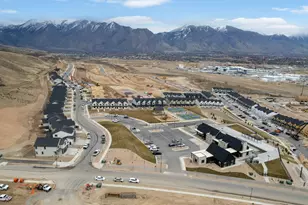 300 E Levengrove Dr N, Lehi, UT 84048 - Photo 17