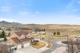 7956 S Cricket Ln W, West Jordan, UT 84081 - Photo 37