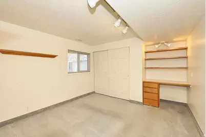 882 E 7905 S, Sandy, UT 84094 - Photo 33