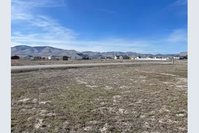 19728 N 5350 W, Plymouth, UT 84330 - Photo 5