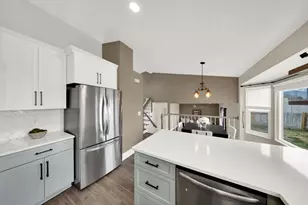 3752 W Valley W Dr, West Jordan, UT 84088 - Photo 13