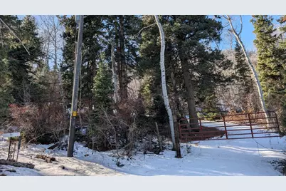 219 Upper Oak Cir #40, Huntsville, UT 84317 - Photo 3