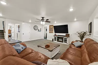 6685 W 10125 N, Tremonton, UT 84337 - Photo 23