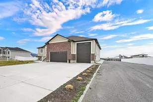 6685 W 10125 N, Tremonton, UT 84337 - Photo 33