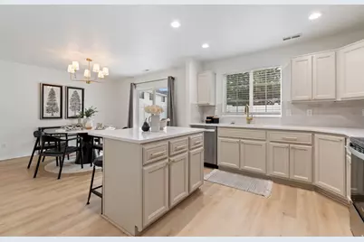 1629 Sara Ln, Ogden, UT 84404 - Photo 7