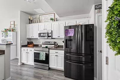 6633 W Yellow Poppy Dr, West Jordan, UT 84081 - Photo 5