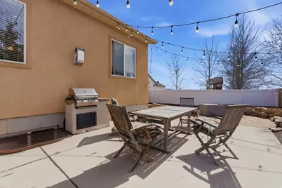 5325 S Bridle Cir, Oakley, UT 84055 - Photo 17