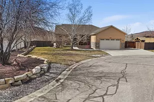 5325 S Bridle Circle, Oakley, UT 84055 - Photo 1