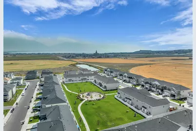 5083 E Lakefield Dr, Eagle Mountain, UT 84005 - Photo 25