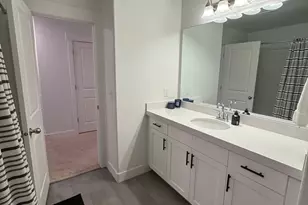 5083 E Lakefield Dr, Eagle Mountain, UT 84005 - Photo 9