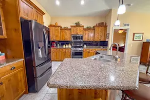 3571 W 250 N, Hurricane, UT 84737 - Photo 9