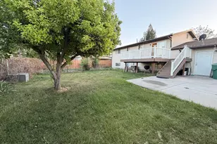 6695 S Somerset Dr, West Jordan, UT 84084 - Photo 23