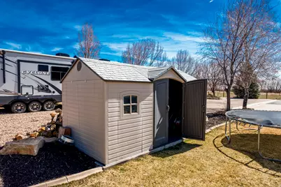 11103 E 7000 N, Lapoint, UT 84039 - Photo 43