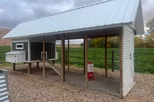 11103 E 7000 N, Lapoint, UT 84039 - Photo 61