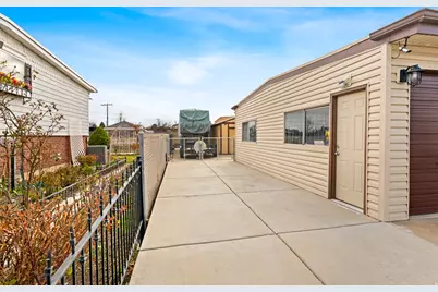 4581 W Palmer Dr, West Valley, UT 84120 - Photo 5