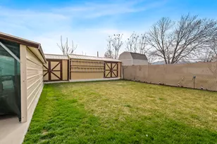 4581 W Palmer Dr, West Valley, UT 84120 - Photo 23