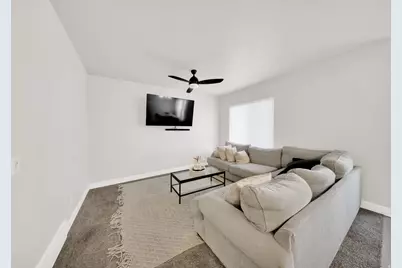 4198 W 2010 N, Lehi, UT 84043 - Photo 5