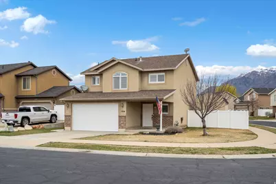 804 Willowbrook Ln, Pleasant View, UT 84404 - Photo 1