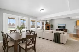 325 W Willow Way, Pleasant View, UT 84414 - Photo 7