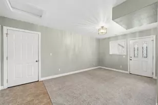 325 W Willow Way, Pleasant View, UT 84414 - Photo 7