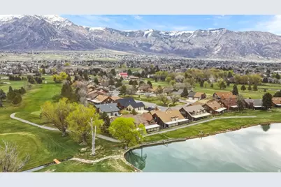 325 W Willow Way, Pleasant View, UT 84414 - Photo 5