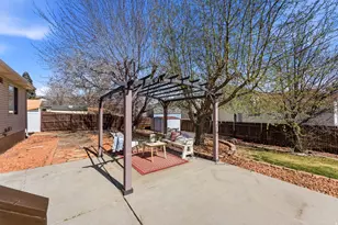 9107 S Granada Hills Dr W, West Jordan, UT 84088 - Photo 43