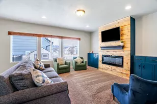 7877 N Bur Oak Dr, Eagle Mountain, UT 84005 - Photo 9