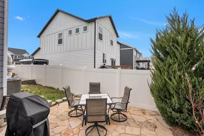 7877 N Bur Oak Dr, Eagle Mountain, UT 84005 - Photo 41