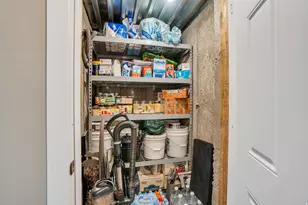 7877 N Bur Oak Dr, Eagle Mountain, UT 84005 - Photo 37