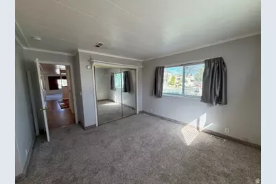 4583 S Monte Vista Dr, Taylorsville, UT 84123 - Photo 9