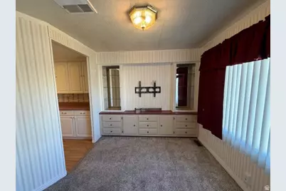 4583 S Monte Vista Dr, Taylorsville, UT 84123 - Photo 5