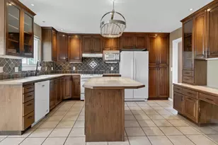 355 N 1100 E, Hyde Park, UT 84318 - Photo 17