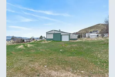 355 N 1100 E, Hyde Park, UT 84318 - Photo 47