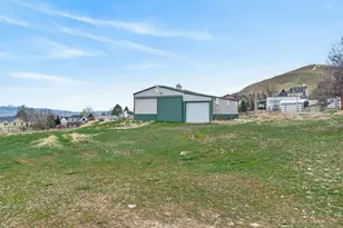355 N 1100 E, Hyde Park, UT 84318 - Photo 47