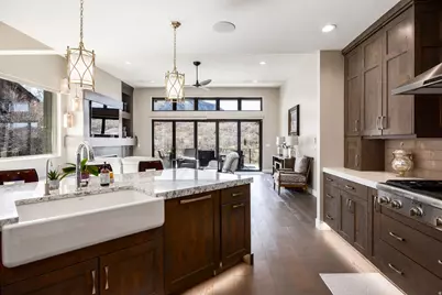 806 S Summit Creek Dr, Woodland Hills, UT 84653 - Photo 15