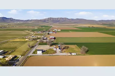 10090 W 12000 N, Tremonton, UT 84337 - Photo 33