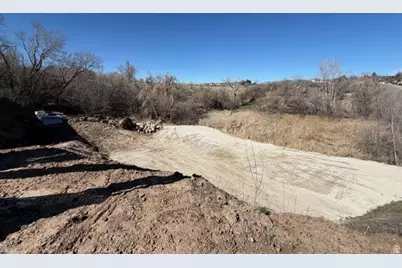 5659 Fox Chase Dr, South Ogden, UT 84403 - Photo 7