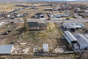 27 E 500 S, Gunnison, UT 84634 - Photo 7