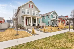 2052 W Phillips St, Kaysville, UT 84037 - Photo 3