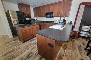 3536 S Hawk Dr S, Saratoga Springs, UT 84045 - Photo 5